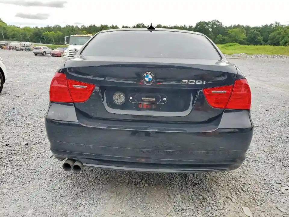 WBAPK7C5XBA820895 2011 BMW 3 SERIES-5