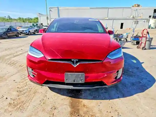 5YJXCBE23MF310730 2021 TESLA MODEL X-4