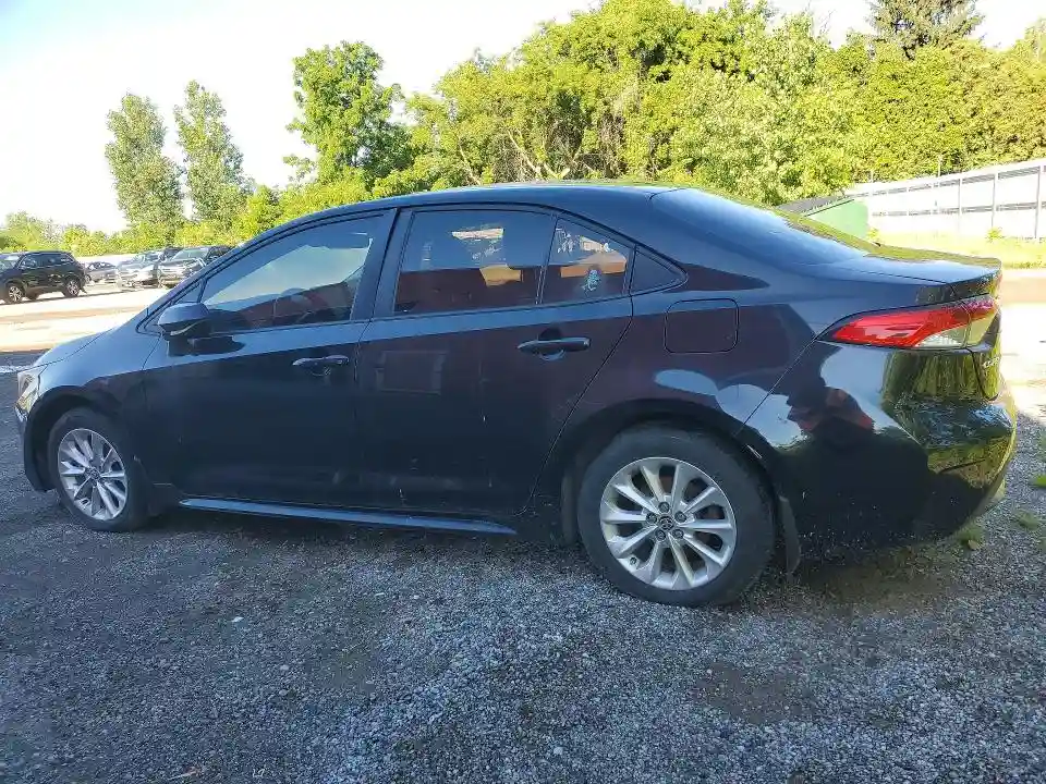 5YFBPMBE9NP289414 2022 TOYOTA COROLLA-1