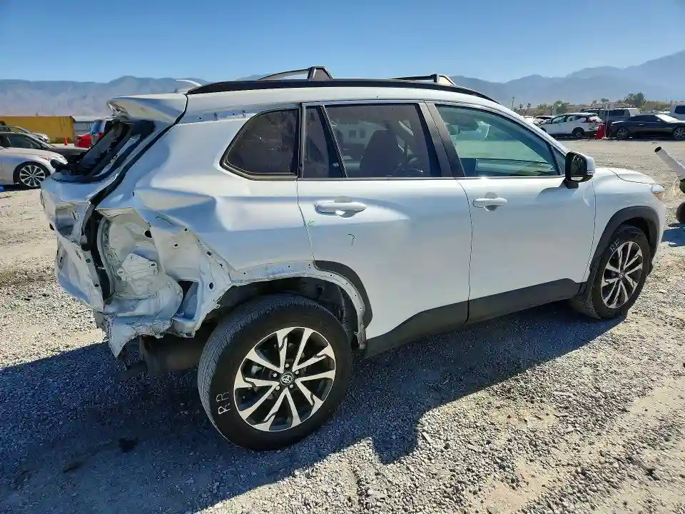 7MUDAAAG5RV099785 2024 TOYOTA COROLLA CR-2