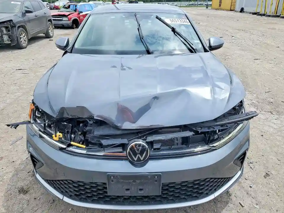 3VW5X7BU4SM011977 2025 VOLKSWAGEN JETTA-4