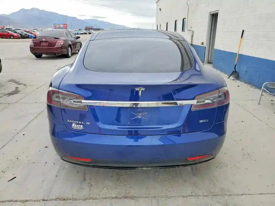5YJSA1E25GF136948 2016 TESLA MODEL S-5