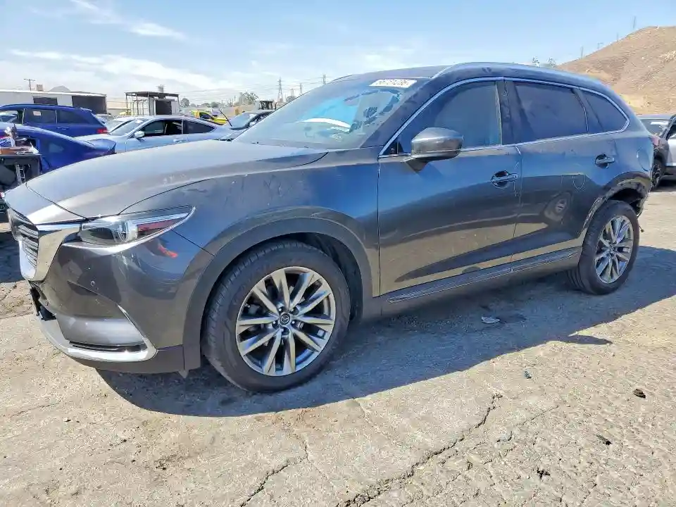 JM3TCBDY8J0202335 2018 MAZDA CX-9-0