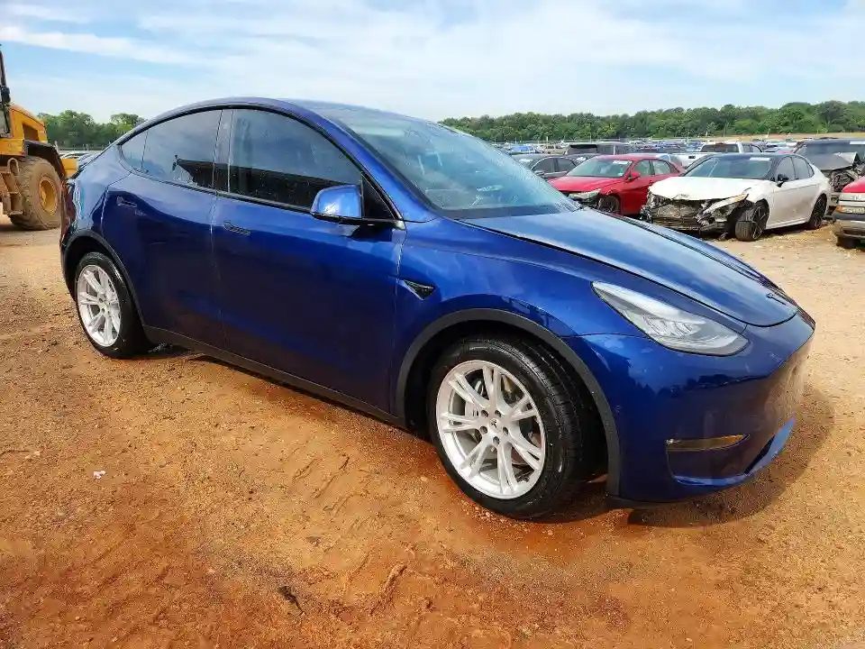 5YJYGDEE7MF066756 2021 TESLA MODEL Y-3