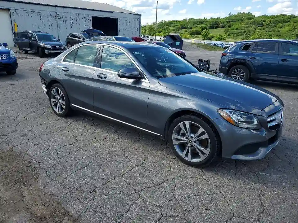 55SWF4KB7JU282475 2018 MERCEDES-BENZ C-CLASS-3
