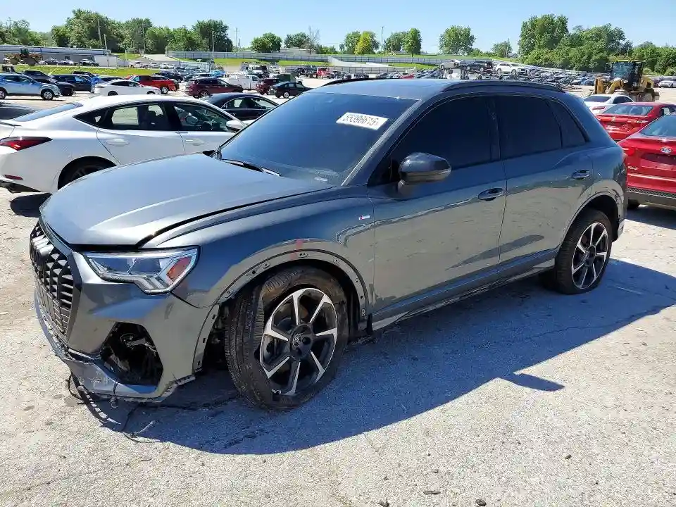 WA1EECF30S1046476 2025 AUDI Q3-0