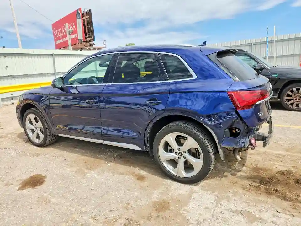WA1CAAFY8M2007411 2021 AUDI Q5-1