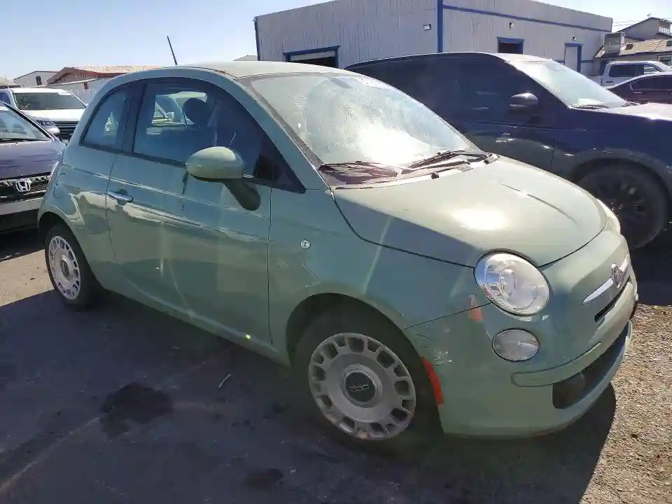 3C3CFFAR1GT136330 2016 FIAT 500-3