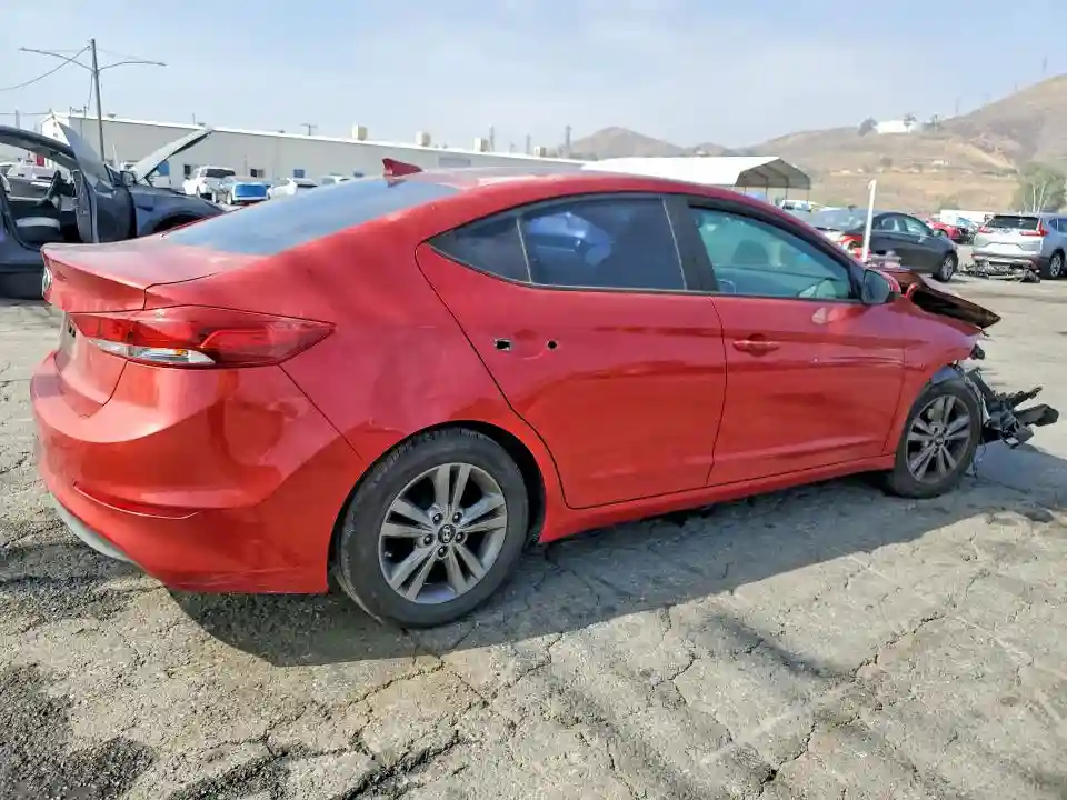 5NPD84LFXHH173069 2017 HYUNDAI ELANTRA VA-2