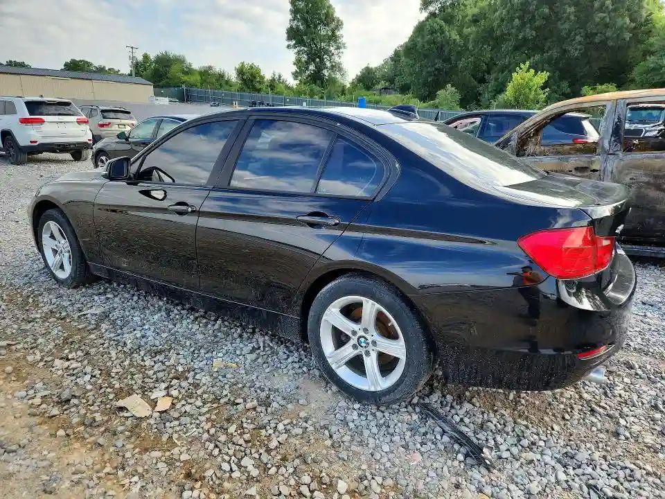 WBA3D5C57EKX96230 2014 BMW 3 SERIES-1
