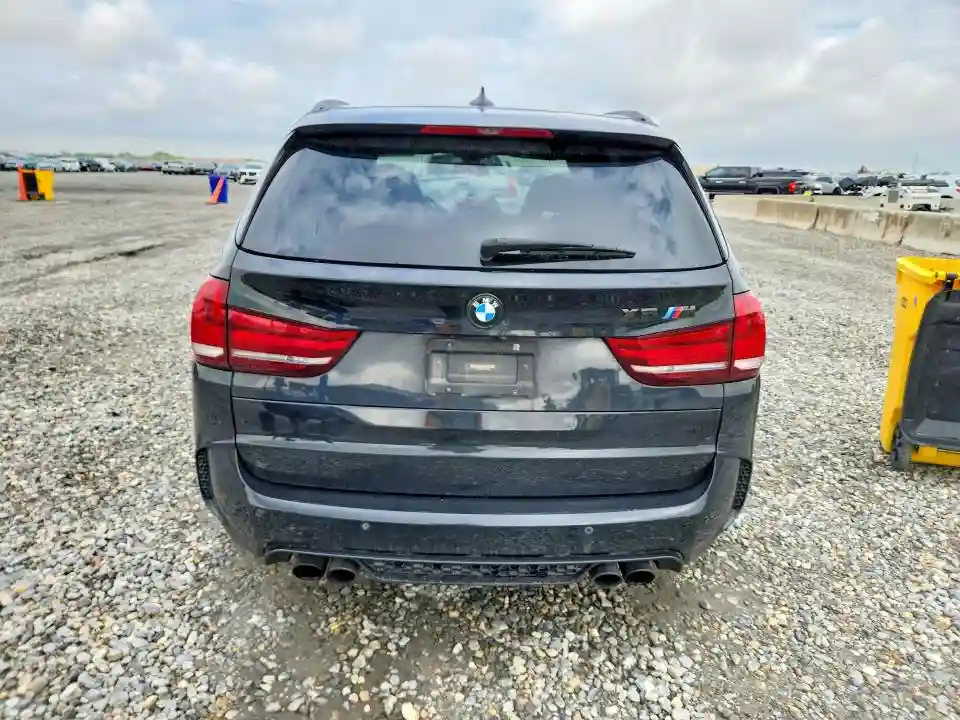 5YMKT6C5XJ0Y84158 2018 BMW X5-5