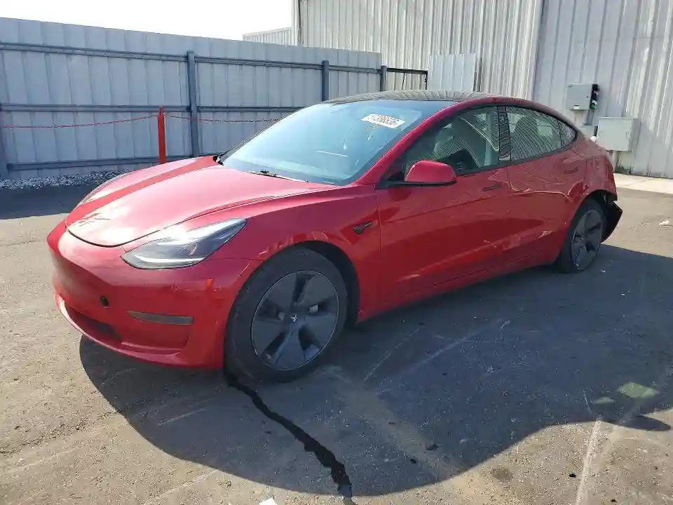 5YJ3E1EA7PF573673 2023 TESLA MODEL 3-0