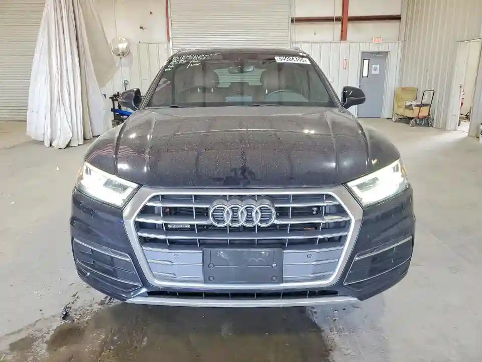 WA1BNAFY8J2200329 2018 AUDI Q5-4
