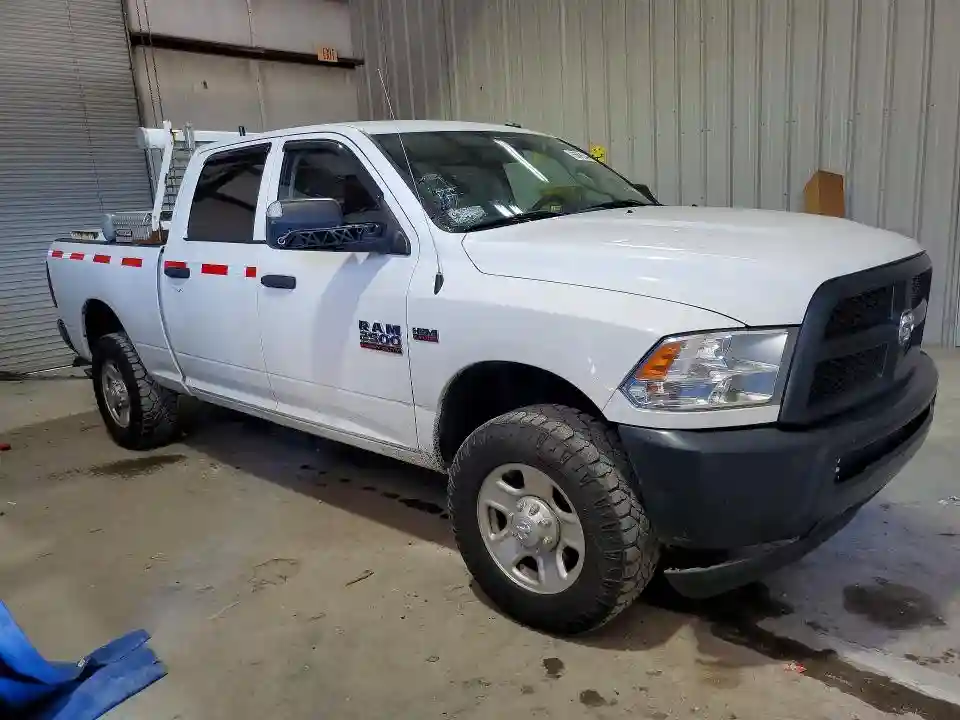 3C6UR5CJ8JG276276 2018 RAM ALL MODELS-3