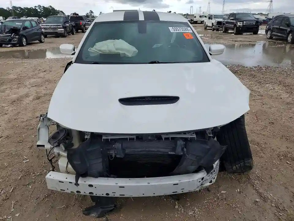 2C3CDXHG1KH728697 2019 DODGE CHARGER-4