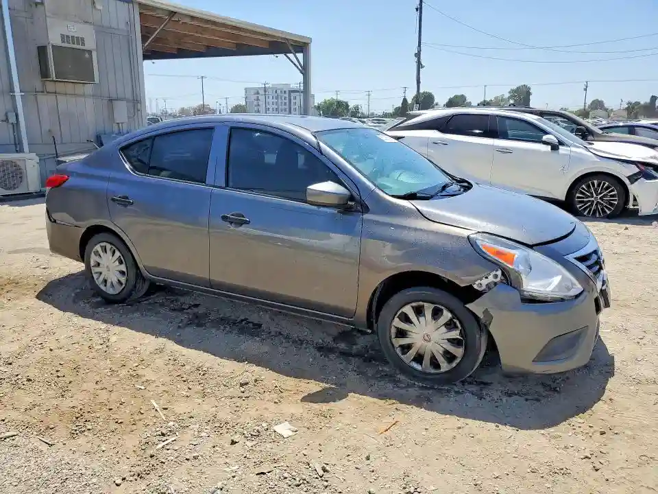 3N1CN7AP2GL840817 2016 NISSAN VERSA-3