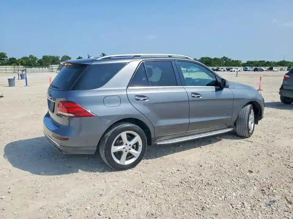 4JGDA5JB3HA845311 2017 MERCEDES-BENZ GLE-CLASS-2