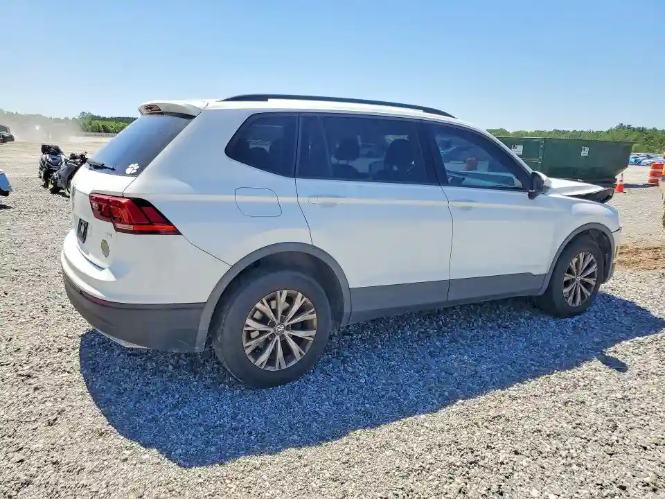 3VV1B7AX7JM009510 2018 VOLKSWAGEN TIGUAN-2