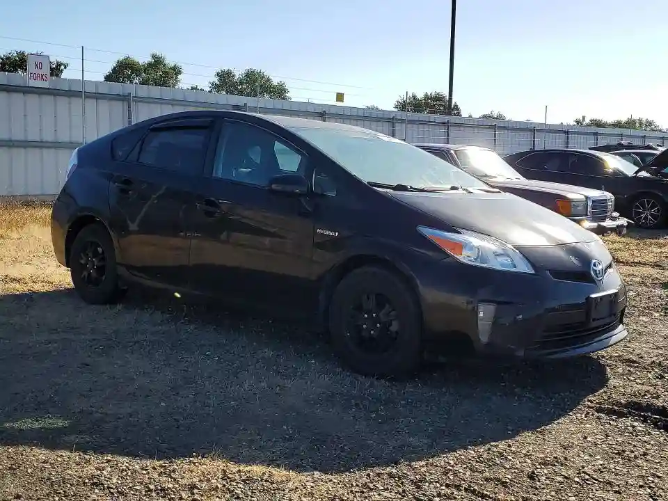 JTDKN3DU4F1877151 2015 TOYOTA PRIUS-3