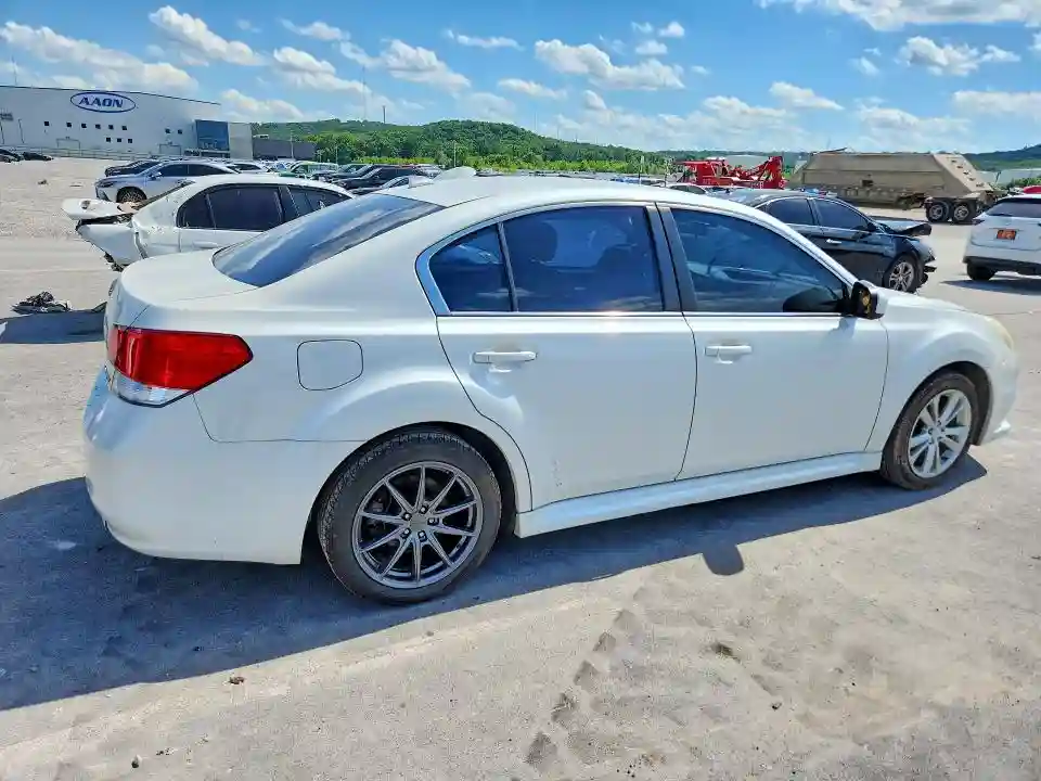 4S3BMBC63E3023030 2014 SUBARU LEGACY-2