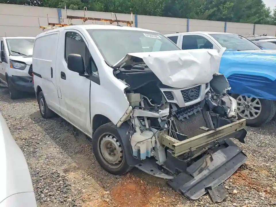 3N6CM0KN0FK717877 2015 NISSAN NV200 SV-3