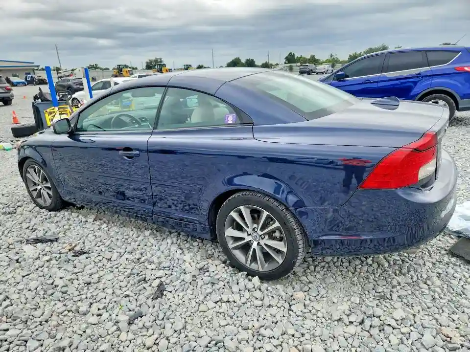 YV1672MC6CJ127950 2012 VOLVO C70-1