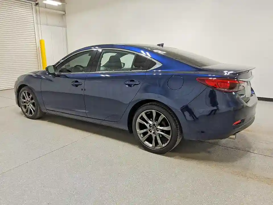 JM1GL1X55H1152195 2017 MAZDA 6-1