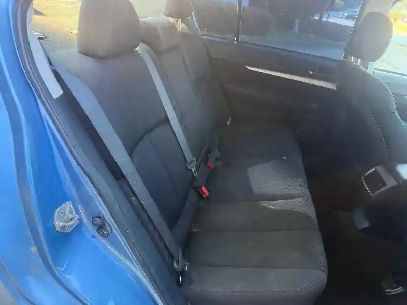 4S3BMBA63B3252452 2011 SUBARU LEGACY-5