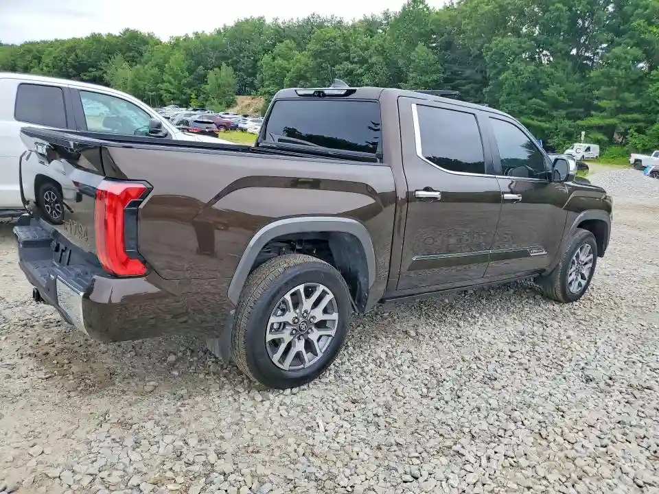 5TFMA5DB7SX305948 2025 TOYOTA TUNDRA-2