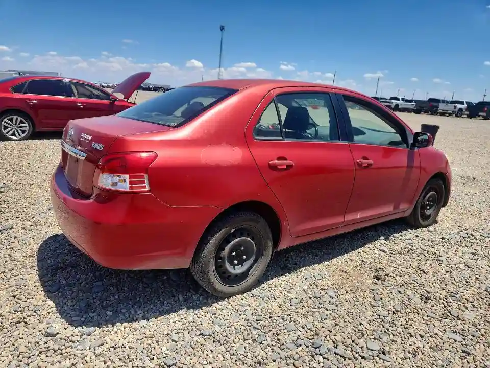 JTDBT4K30B1404802 2011 TOYOTA YARIS-2