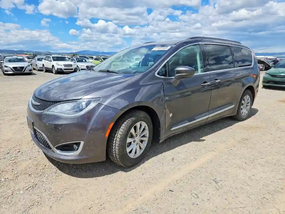 2C4RC1BG6HR688005 2017 CHRYSLER PACIFICA-0
