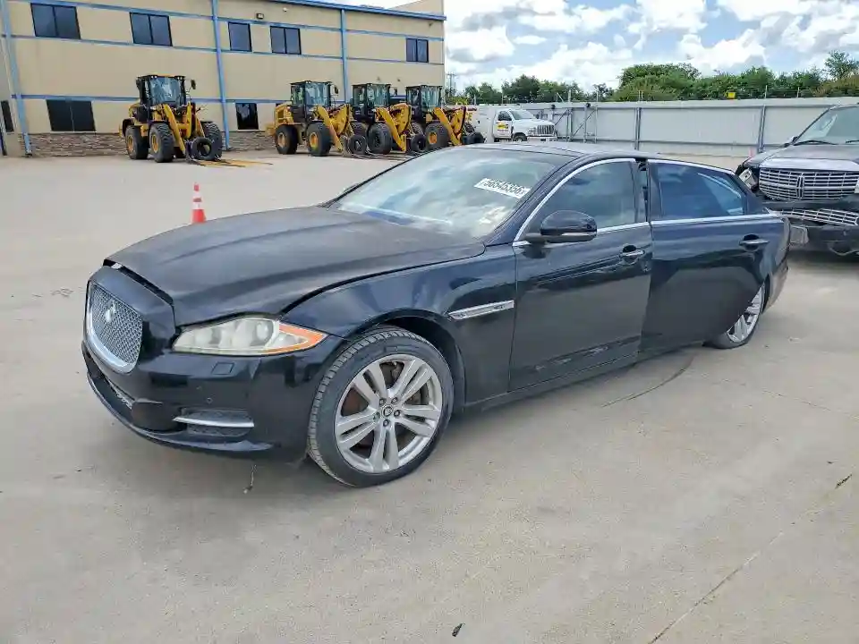 SAJWA1CB3BLV07424 2011 JAGUAR XJ-0