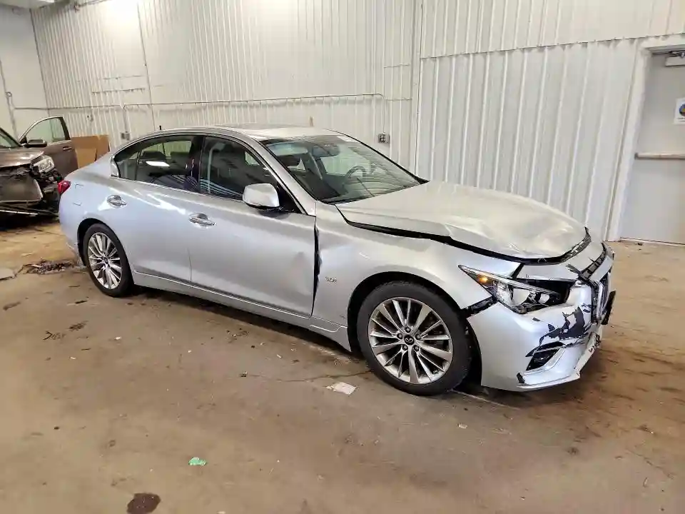 JN1EV7AR3JM442216 2018 INFINITI Q50-3