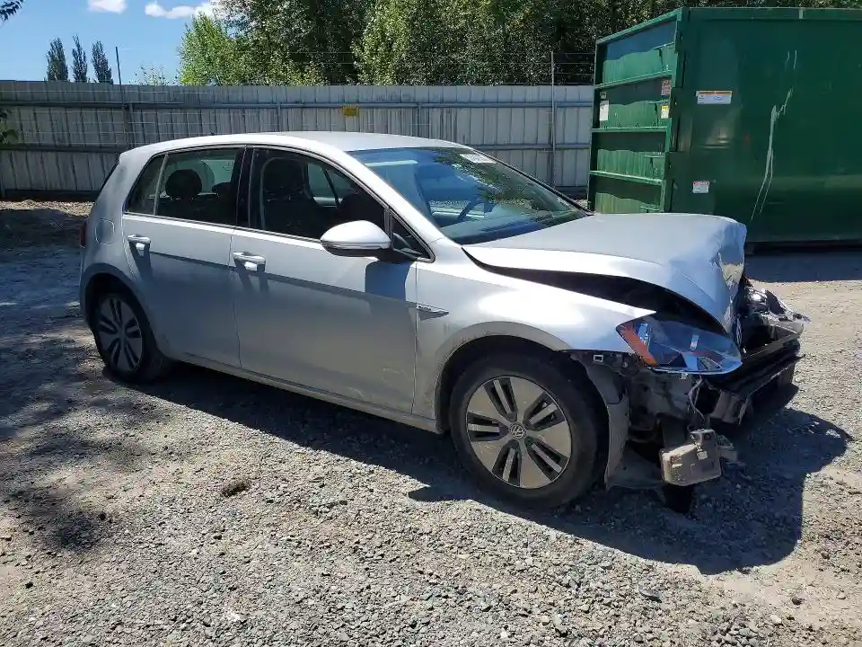 WVWKP7AU9GW914446 2016 VOLKSWAGEN GOLF-3