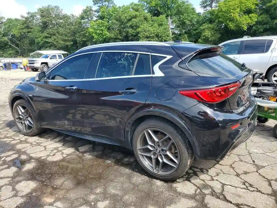SJKCH5CPXHA033568 2017 INFINITI QX30-1