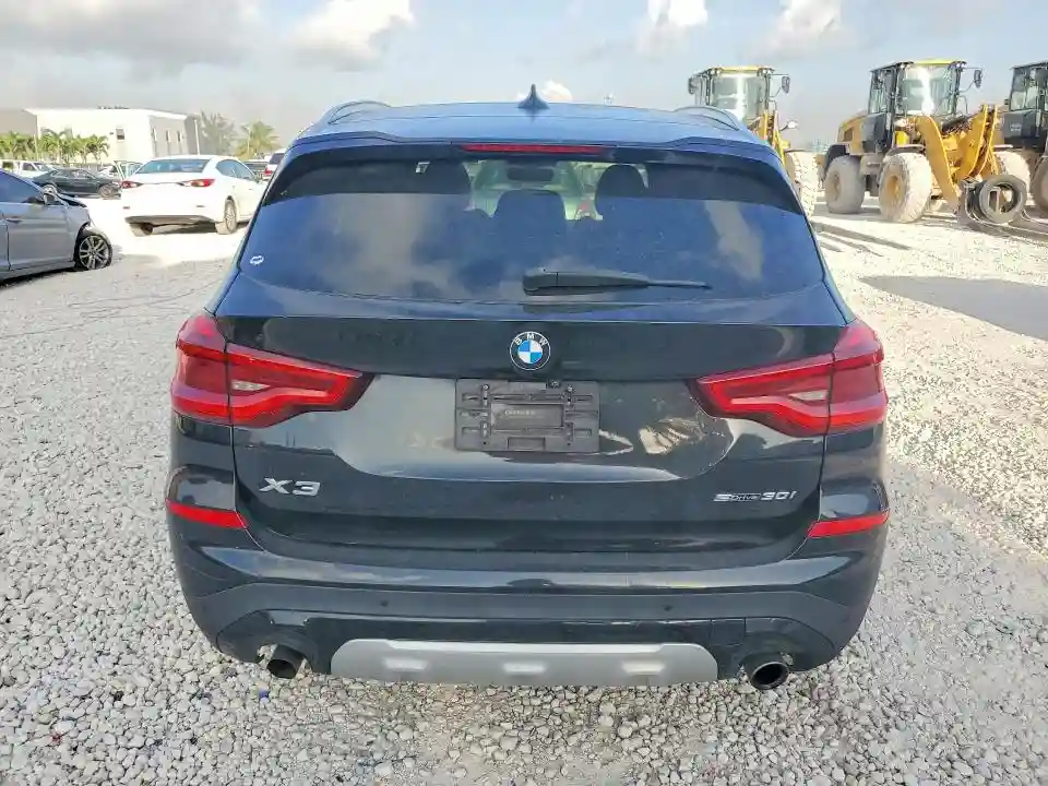 5UXTY3C05L9C85122 2020 BMW X3-5