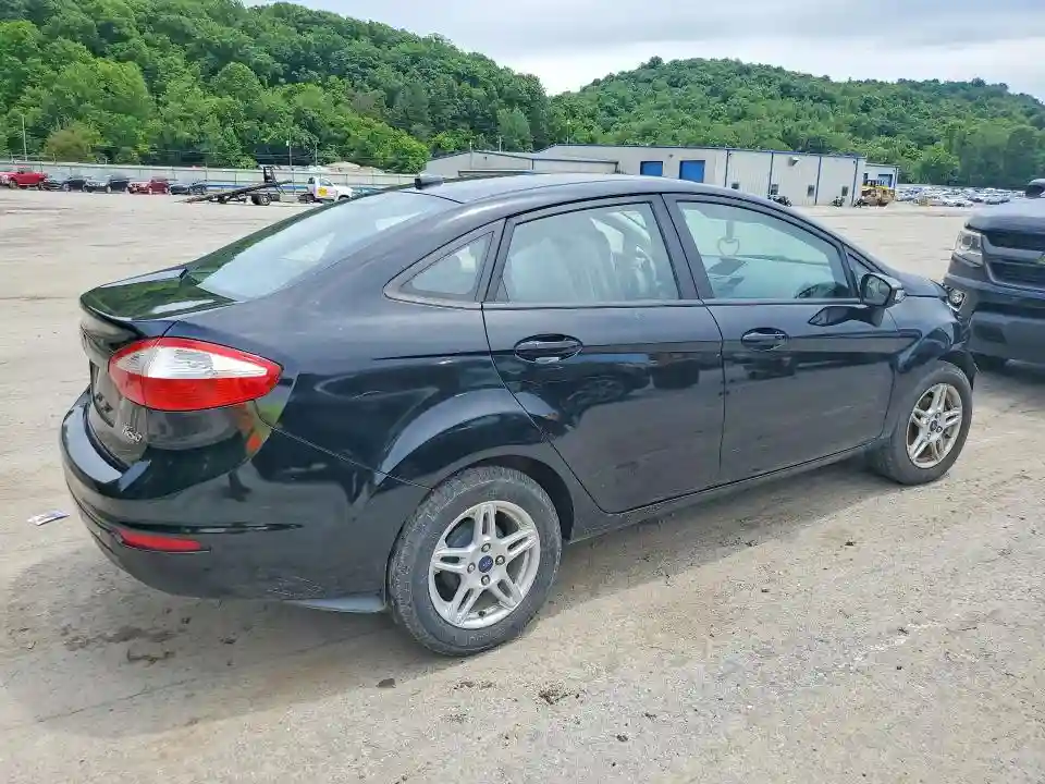 3FADP4BJ2KM117207 2019 FORD FIESTA-2