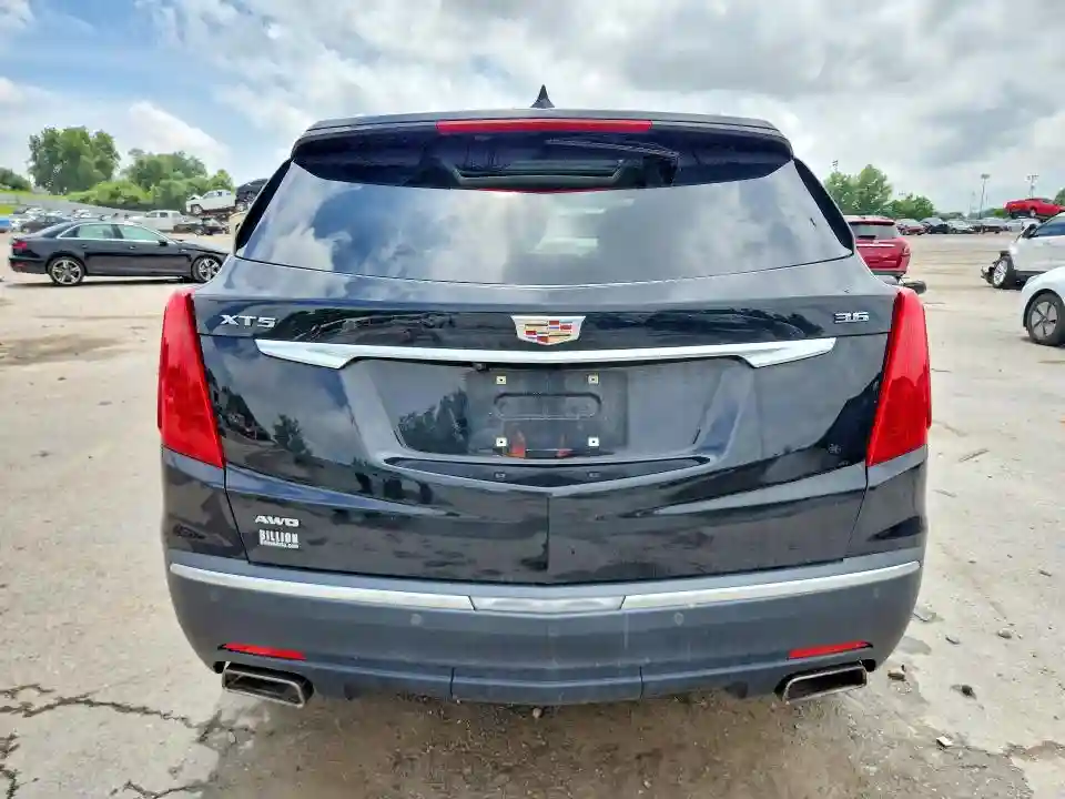 1GYKNDRS6HZ150766 2017 CADILLAC XT5-5