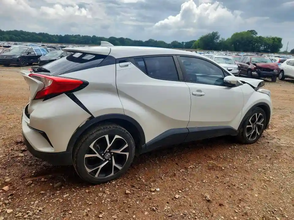 NMTKHMBX7KR070550 2019 TOYOTA C-HR-2