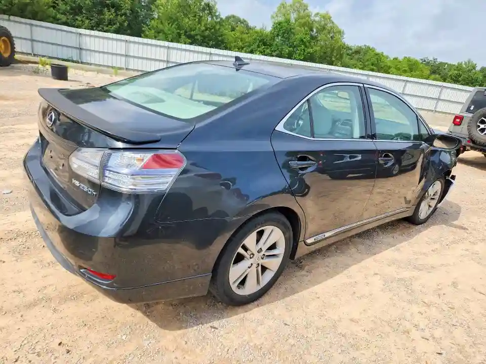 JTHBB1BA0A2017724 2010 LEXUS HS-2