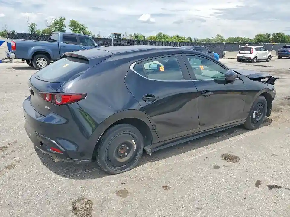 JM1BPAKL2M1336962 2021 MAZDA 3-2