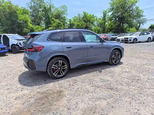 WBX73EF08T5540183 2026 BMW X1-3