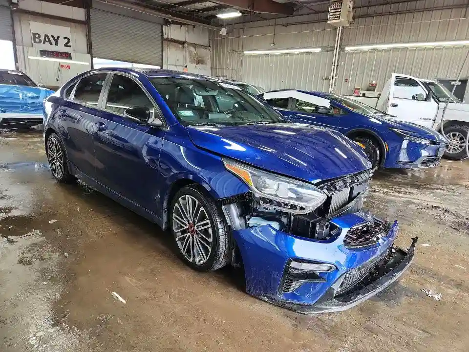 3KPF44AC8LE257630 2020 KIA FORTE-3