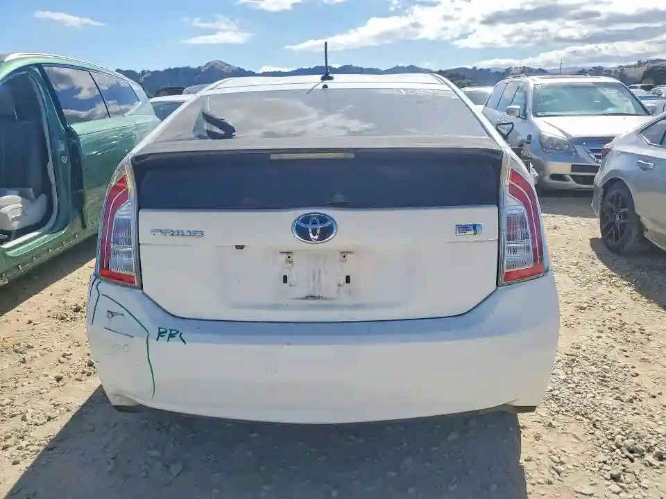 JTDKN3DU3C5527238 2012 TOYOTA PRIUS THRE-5