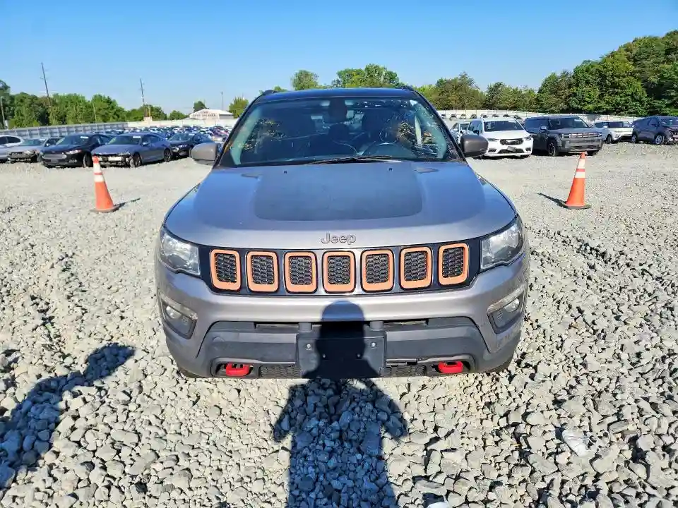 3C4NJDDB9LT221397 2020 JEEP COMPASS-4
