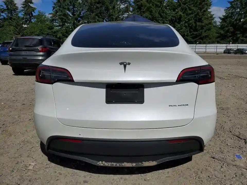 7SAYGAEE7SF302773 2025 TESLA MODEL Y-5
