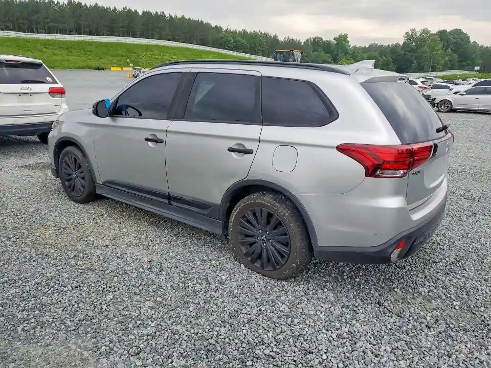 JA4AD3A35LZ006857 2020 MITSUBISHI OUTLANDER-1