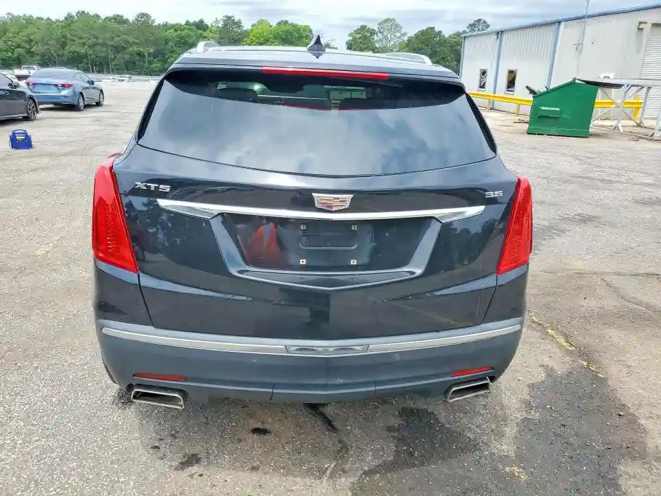 1GYKNBRS3HZ251476 2017 CADILLAC XT5-5