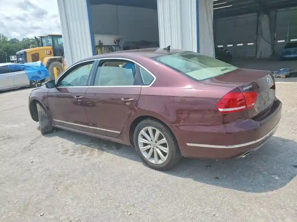 1VWCH7A31DC023246 2013 VOLKSWAGEN PASSAT-1