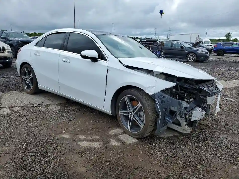 WDD3G4FB9KW022027 2019 MERCEDES-BENZ A-CLASS-3